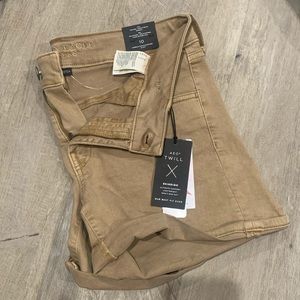 American Eagle Khaki Midi shorts NWT!